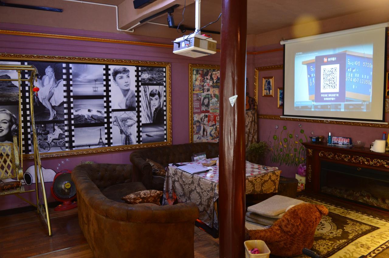 Dengba International Hostel Fenghuang Branch Екстер'єр фото