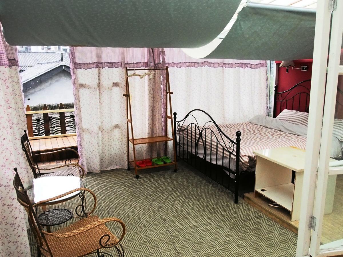 Dengba International Hostel Fenghuang Branch Екстер'єр фото